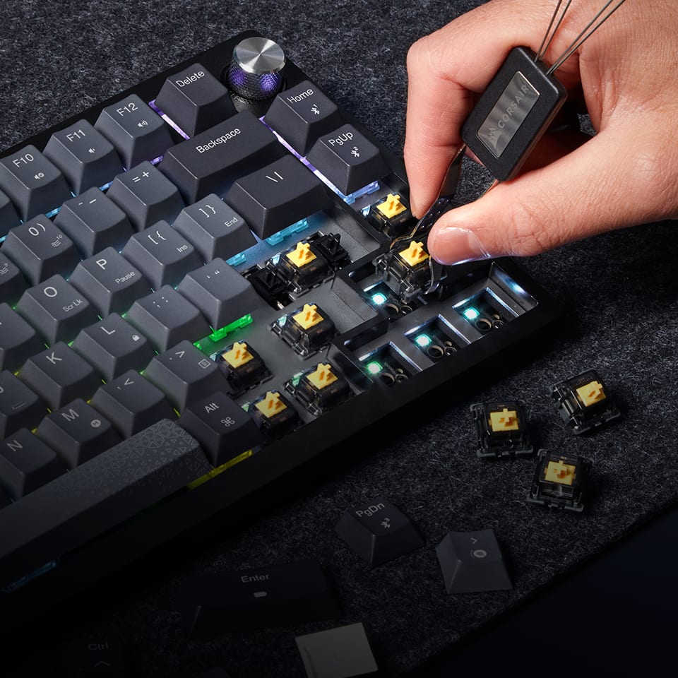CORSAIR K65 PLUS WIRELESS 75% RGB メカニカルゲーミングキーボード