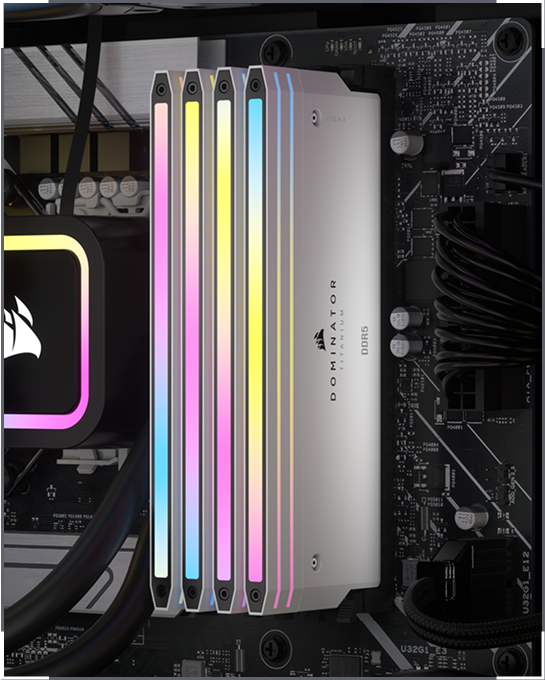メモリー CORSAIR DDR5 DOMINATOR TITANIUM 32GB DOMINATOR TITANIUM RGB DDR5 Memory | CORSAIR