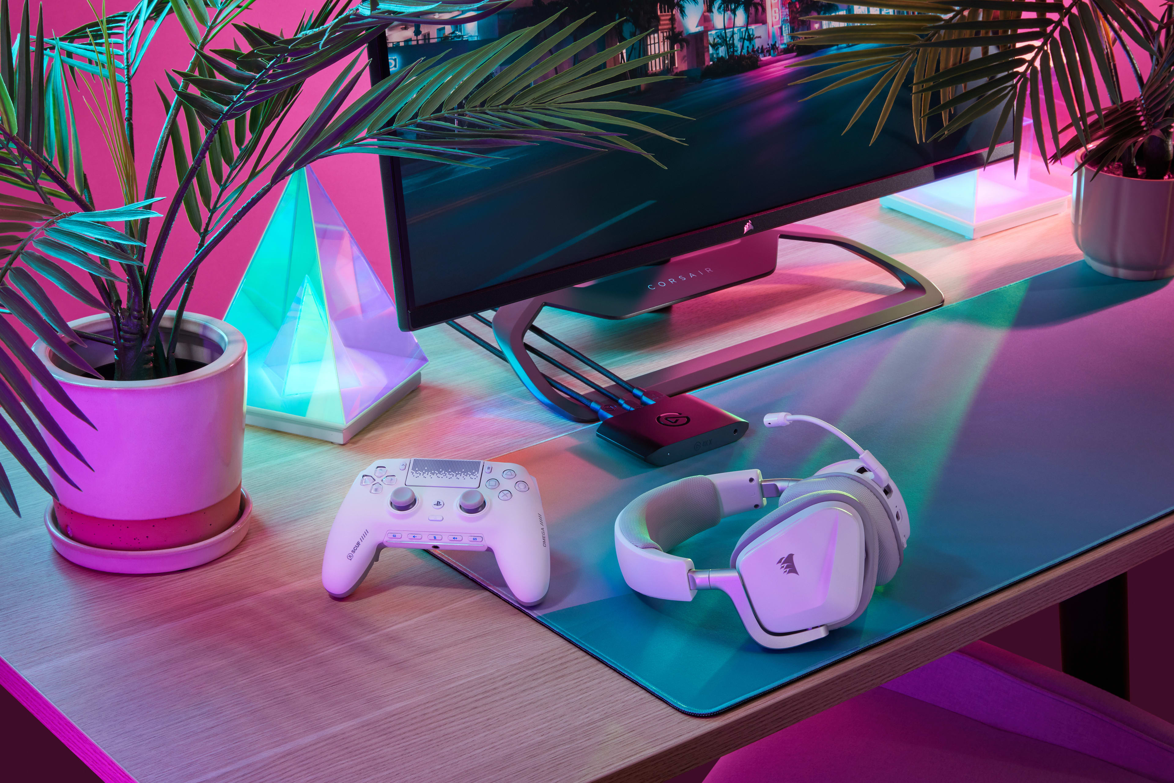 Console Gaming Gear | VICE CITY IS CALLING | MEDIA