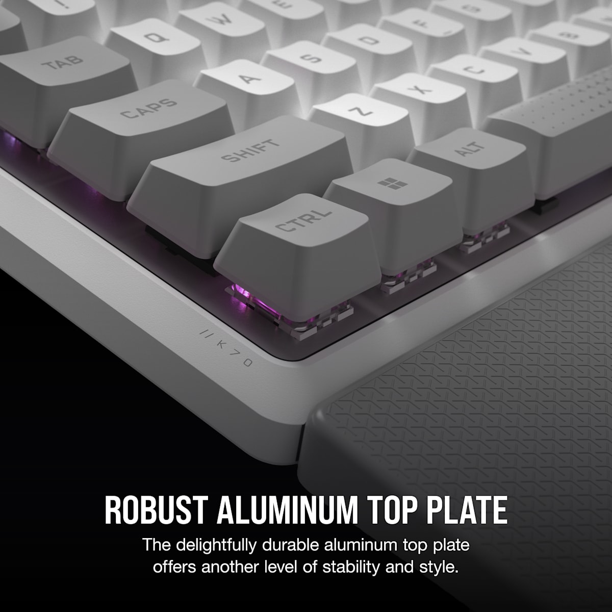 Corsair K70 Core SE RGB Mechanical Gaming Keyboard with Palm Rest, цвет: Белый — фото 5