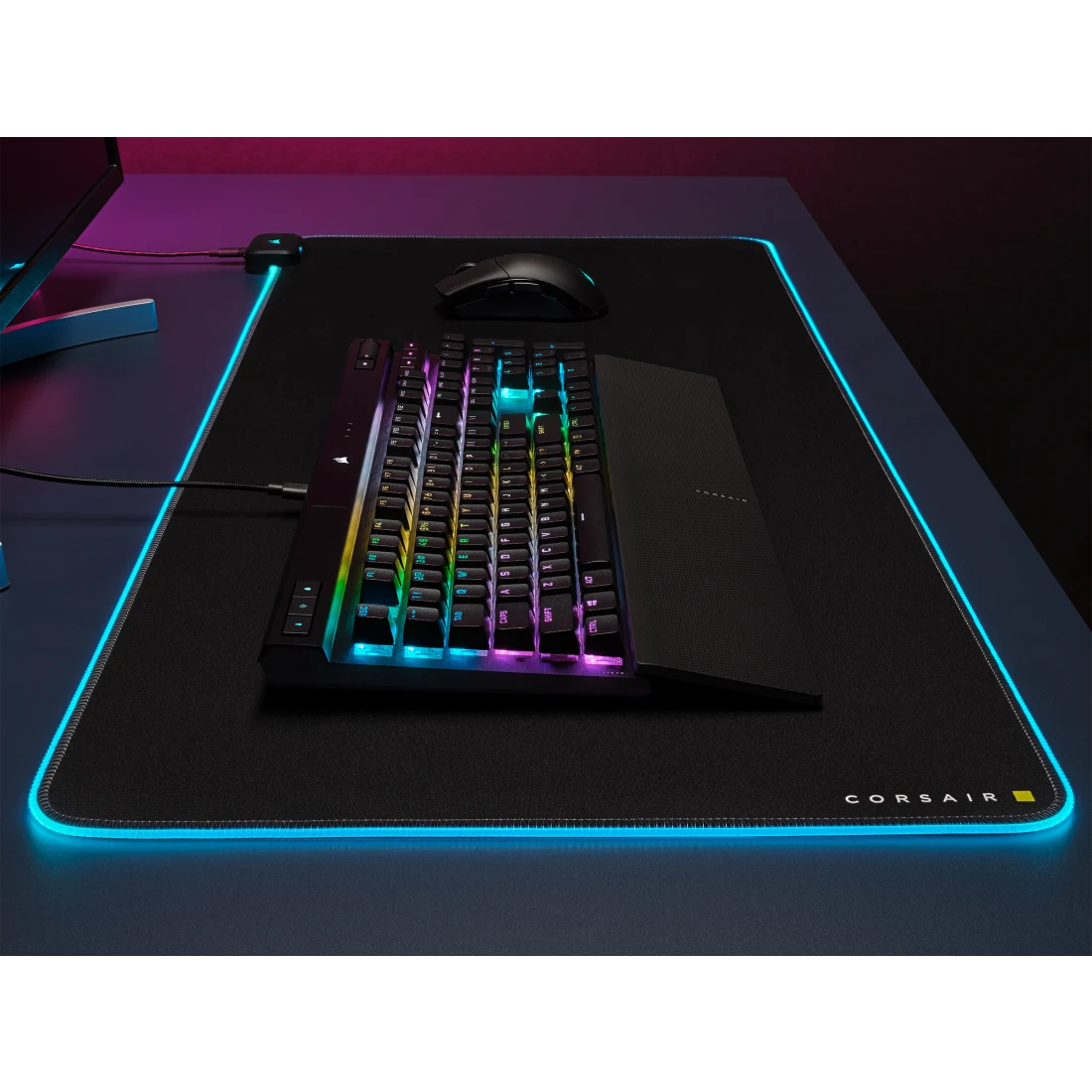 Corsair K70 Pro Keyboard - Thumbnail 4