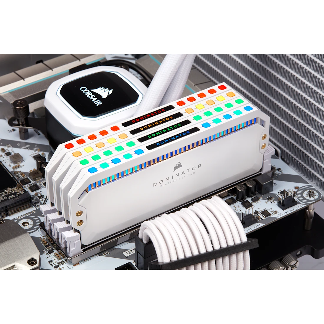DOMINATOR PLATINUM RGB 32GB (4 x 8GB) DDR4 DRAM 4000MHz C19 Memory Kit — White - Thumbnail 5