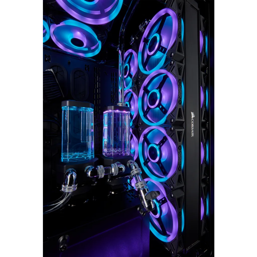 商品画像：iCUE QL120 RGB 120mm PWM White Fan — Single Pack 2