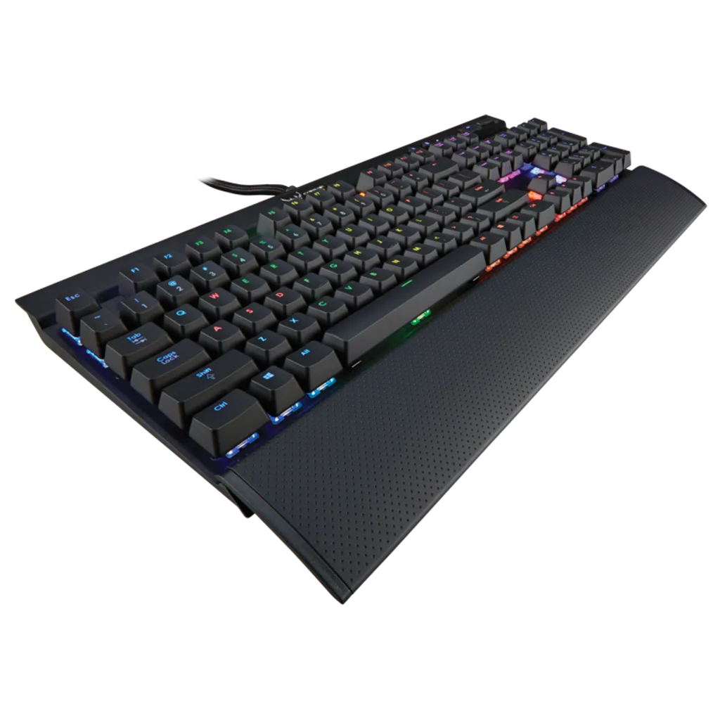 CORSAIRのk70 Corsair Gaming K70 RGB Mechanical Gaming Keyboard — CHERRY® MX Red