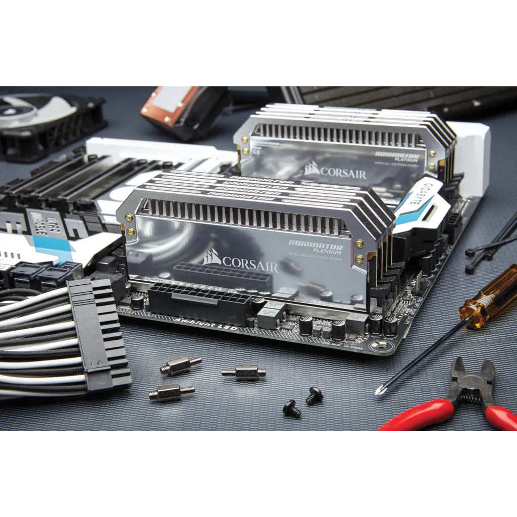 Corsair dominator hotsell platinum special edition