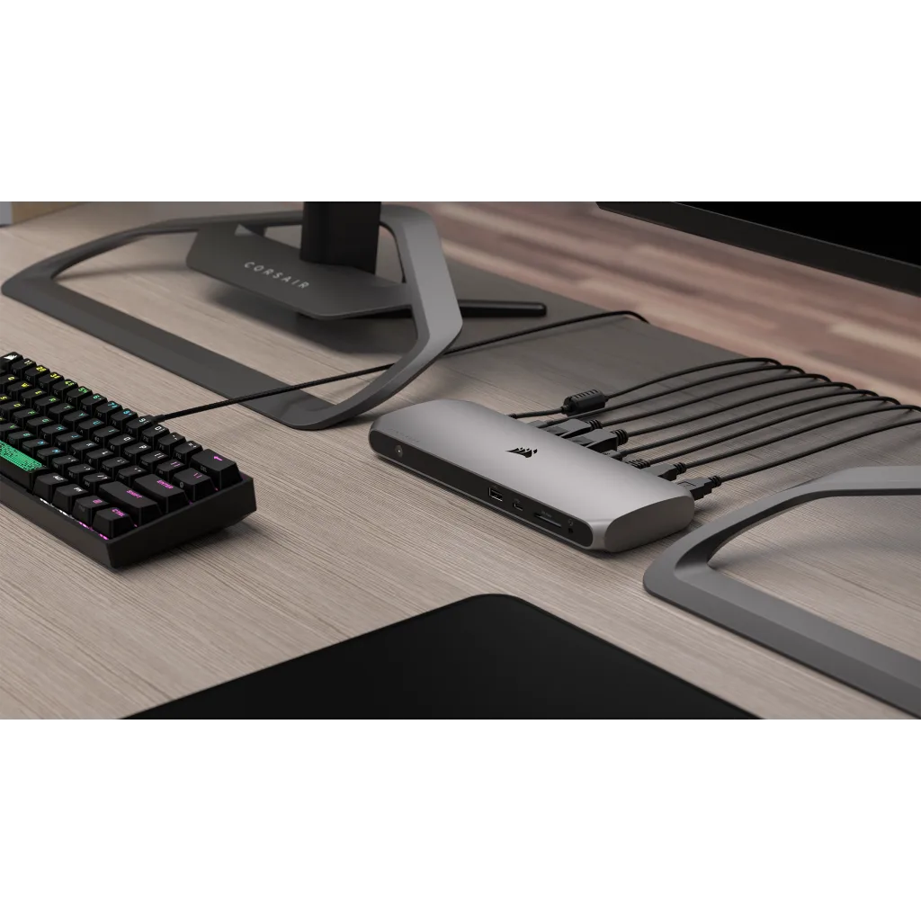 Corsair TBT100 Thunderbolt 3ドック Amazon.com: Corsair TBT100 DP Thunderbolt™ 3 Dock with