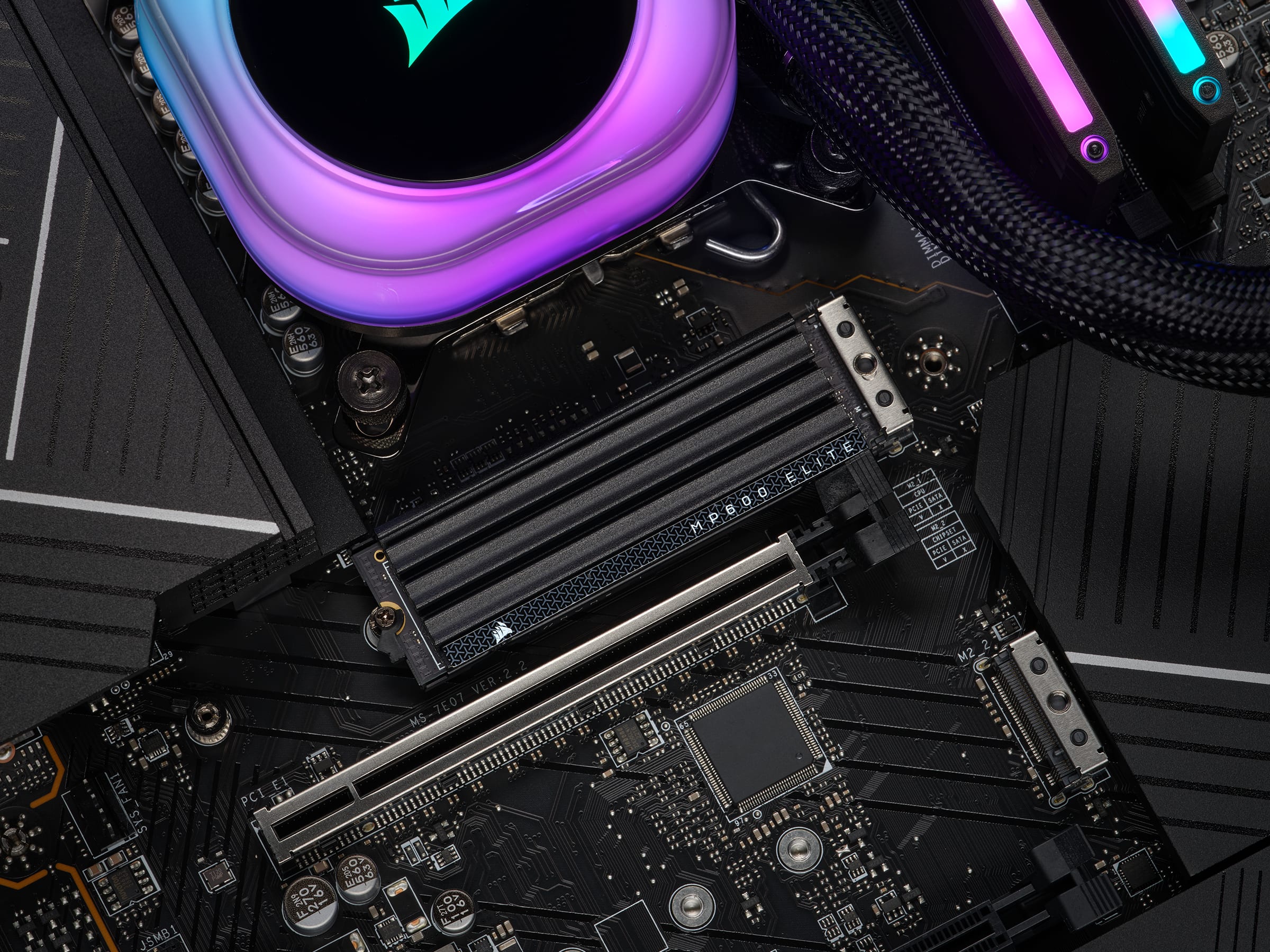 MP600 ELITE instalado em placa-mãe