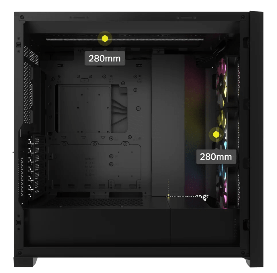 Ansicht eines leeren 5000D RGB AIRFLOW-PC-Gehäuses mit Anzeige der Lüfterkapazität.