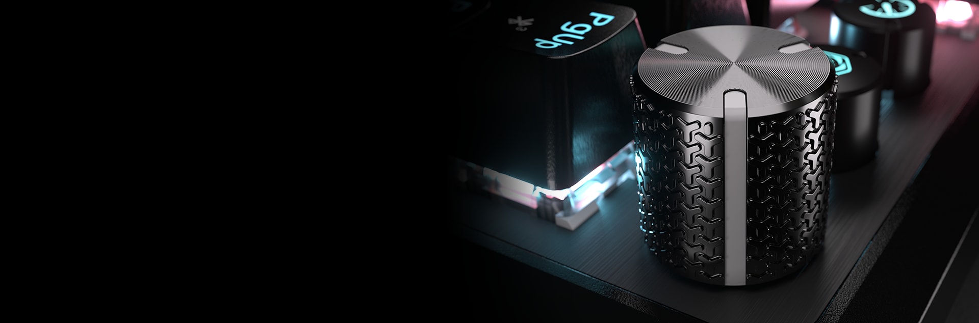 מקלדת גיימינג מכנית אלחוטית K70 Core TKL RGB מבית Corsair