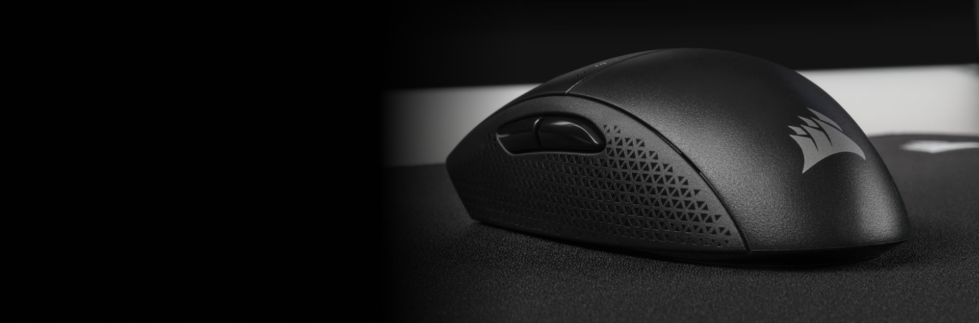 m55 Six programmable buttons