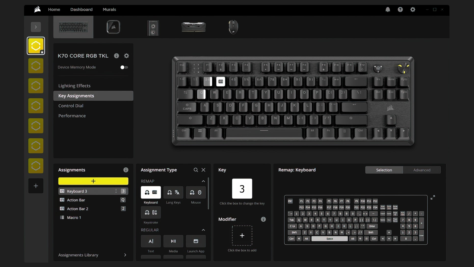 Software iCUE exibindo o teclado K70 CORE TKL com painel de Atribuições de Teclas aberto para remapear