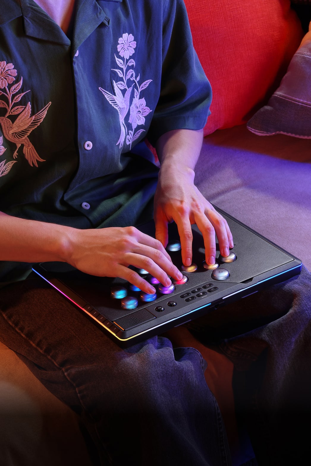 COMPACT COMFORT. BUILT TO LAST.