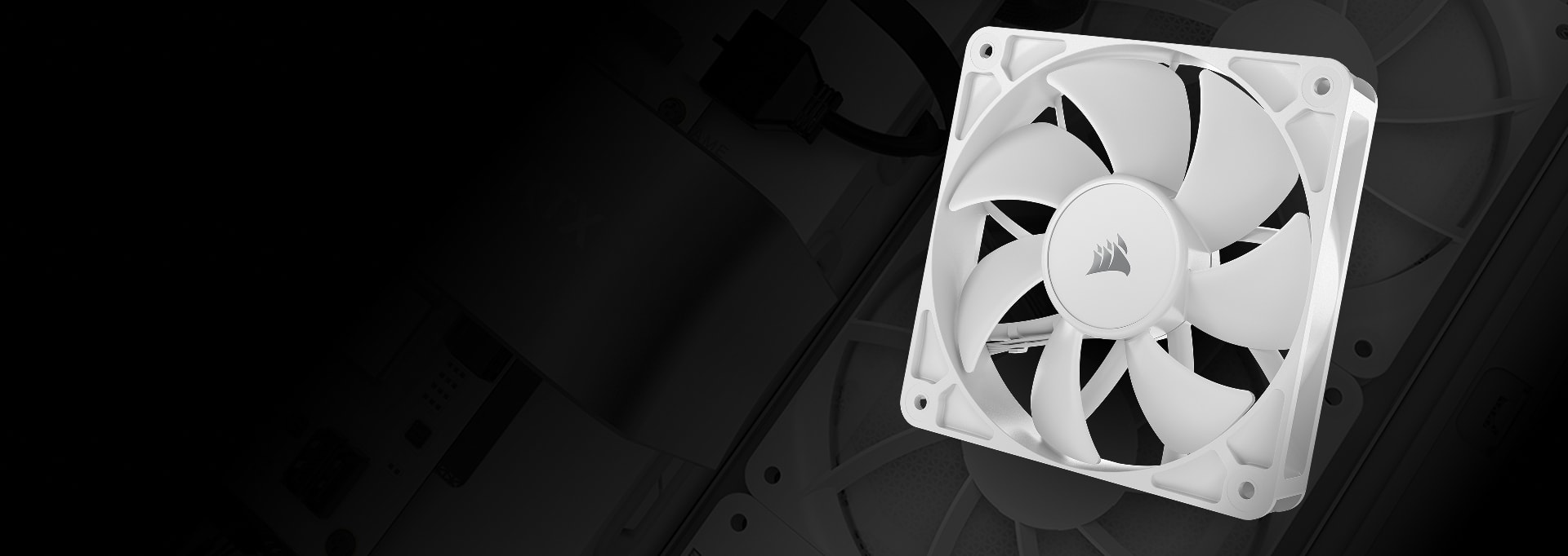 Transparent placeholder image for FRAME 4000X RS White four RS120 PWM fans included media block
