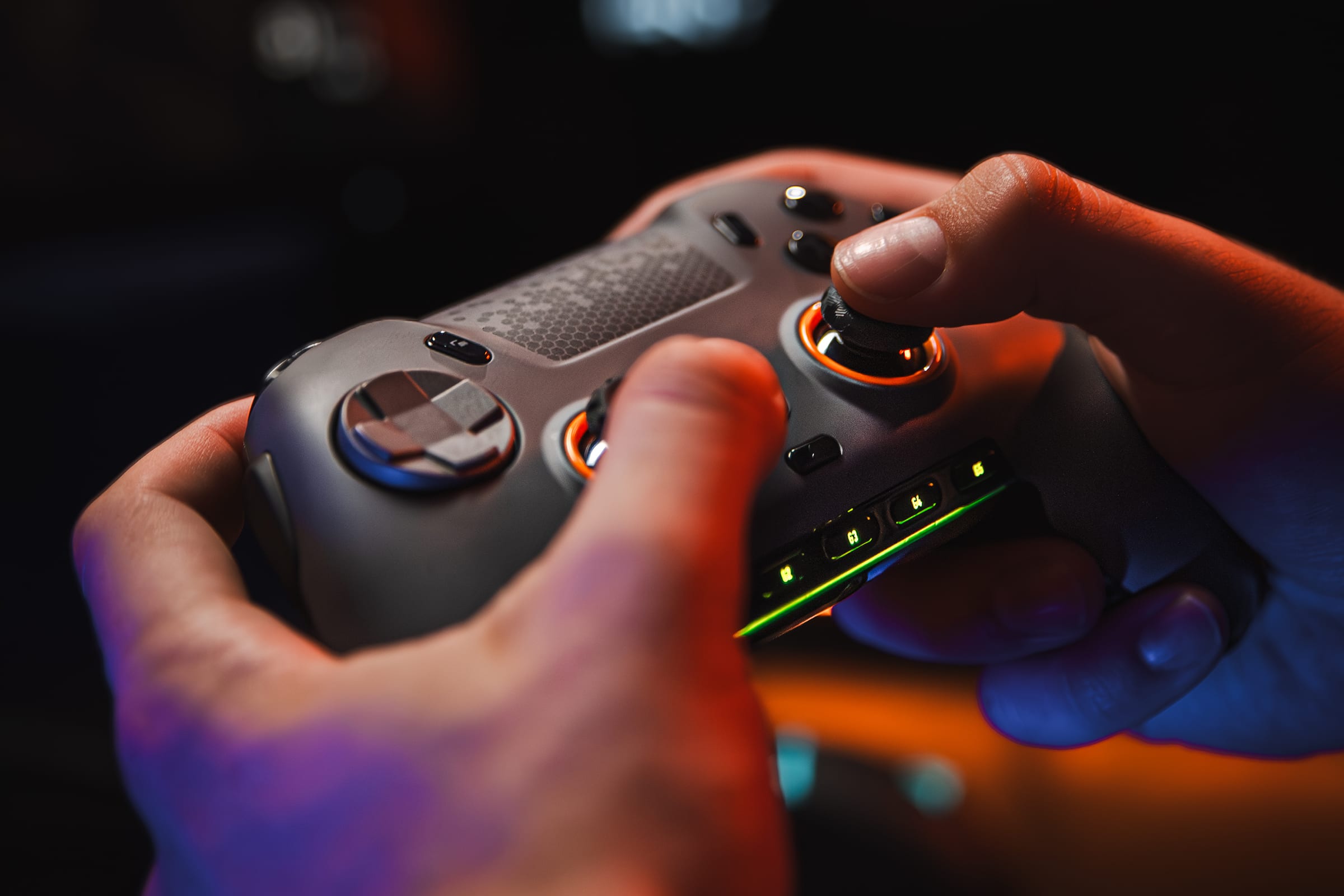 SCUF Envision Pro with Hall Effect